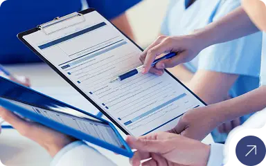 Medical licensing services in UAE – icons and layout representing document verification and license approval for doctors by Dr Expat.