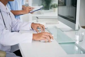 Thinking About Moving to the UAE as a Doctor? Here’s a Realistic Perspective